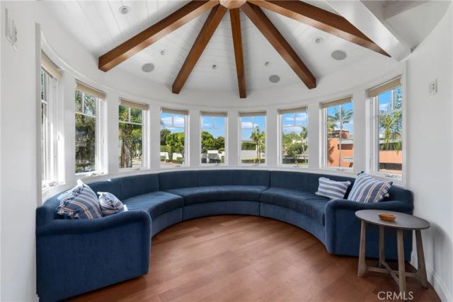 1701 E Balboa, Newport Beach, CA 92661