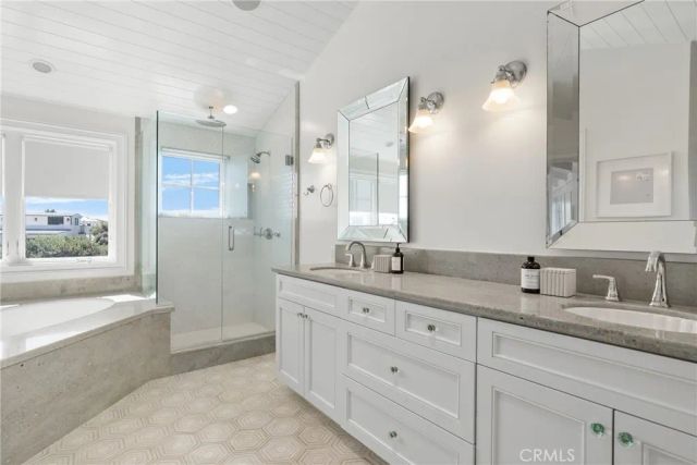 1701 E Balboa, Newport Beach, CA 92661