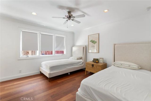 1701 E Balboa, Newport Beach, CA 92661