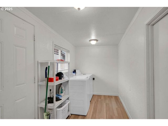 3227 PARTRIDGE Way, Springfield, OR 97477