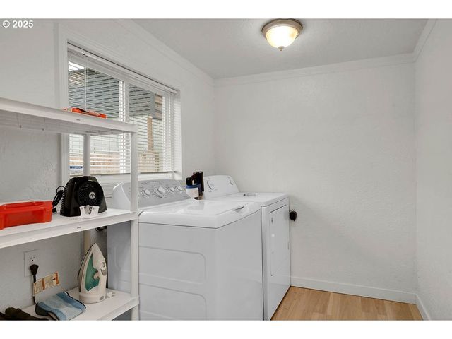 3227 PARTRIDGE Way, Springfield, OR 97477