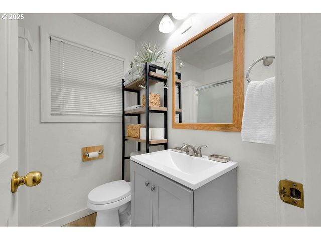 3227 PARTRIDGE Way, Springfield, OR 97477