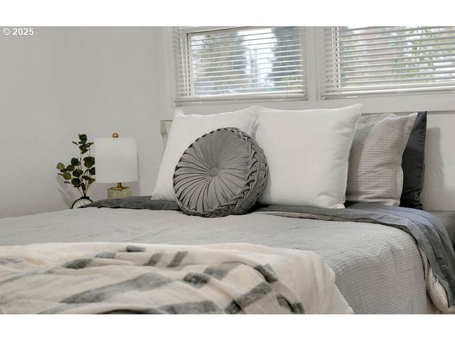 3227 PARTRIDGE Way, Springfield, OR 97477