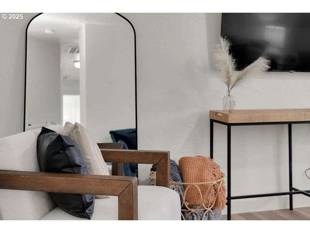 3227 PARTRIDGE Way, Springfield, OR 97477