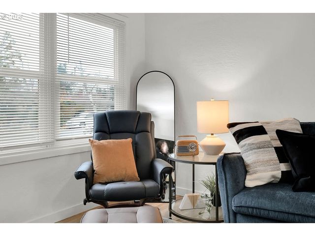 3227 PARTRIDGE Way, Springfield, OR 97477