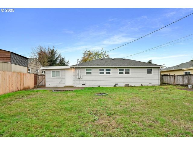 3227 PARTRIDGE Way, Springfield, OR 97477