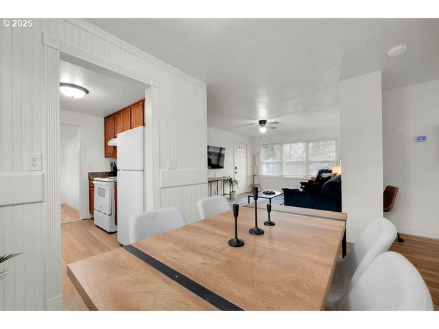 3227 PARTRIDGE Way, Springfield, OR 97477