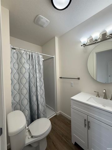 190 N STATE Street, Andrews, IN 46702