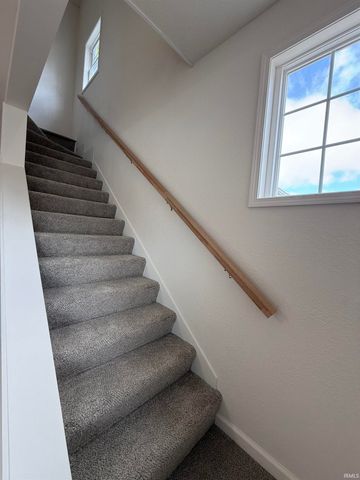 190 N STATE Street, Andrews, IN 46702