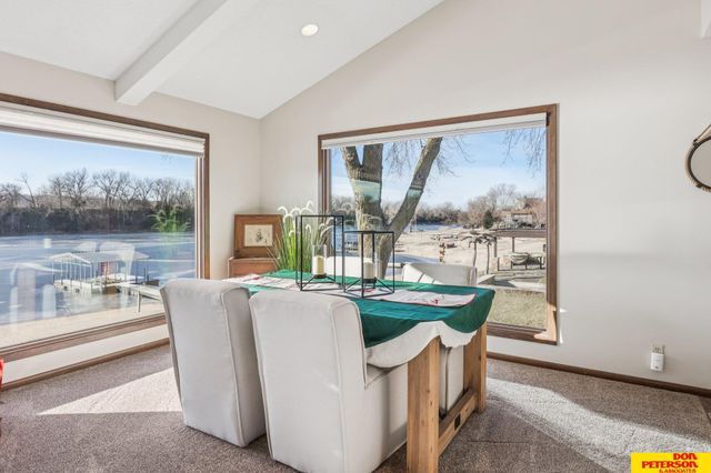 5244 Ventura Drive, Fremont, NE 68025