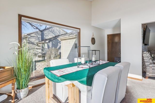 5244 Ventura Drive, Fremont, NE 68025