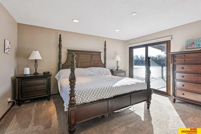 5244 Ventura Drive, Fremont, NE 68025