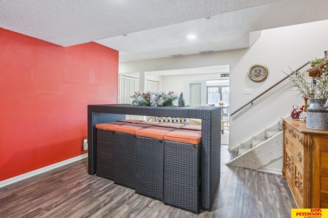 5244 Ventura Drive, Fremont, NE 68025