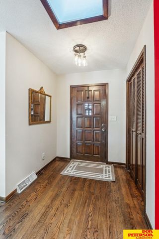 5244 Ventura Drive, Fremont, NE 68025