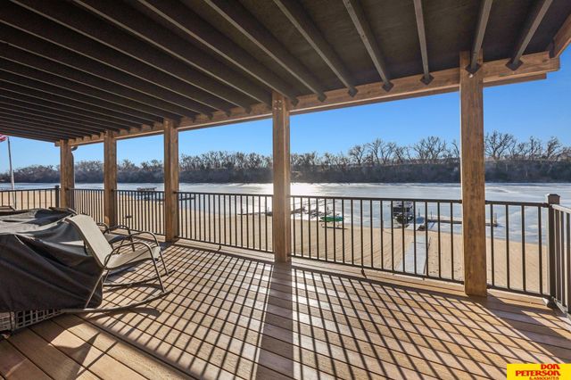 5244 Ventura Drive, Fremont, NE 68025