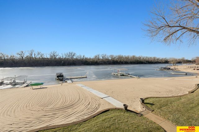 5244 Ventura Drive, Fremont, NE 68025