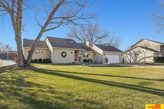 5244 Ventura Drive, Fremont, NE 68025