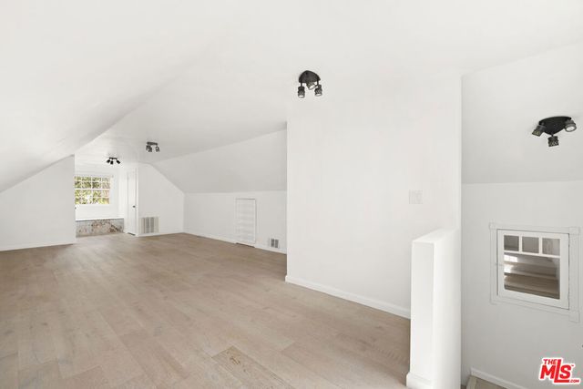 4309 Gentry Avenue, Studio City, CA 91604