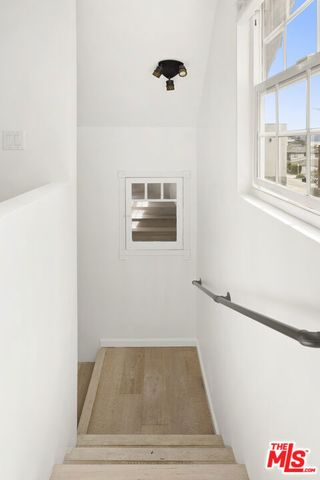 4309 Gentry Avenue, Studio City, CA 91604