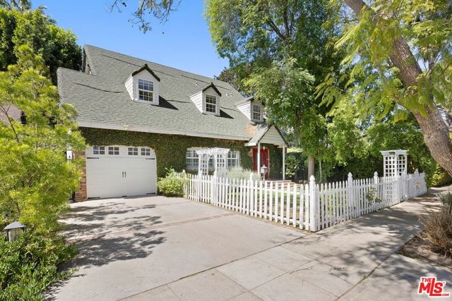 4309 Gentry Avenue, Studio City, CA 91604