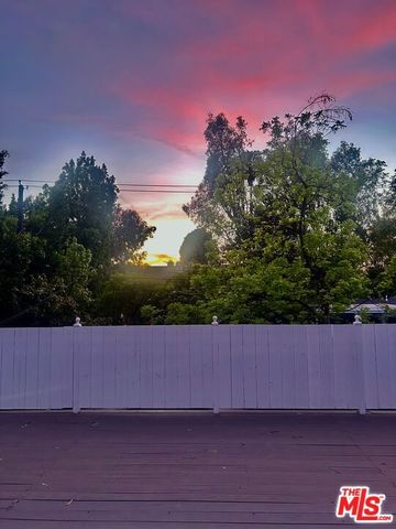 4309 Gentry Avenue, Studio City, CA 91604