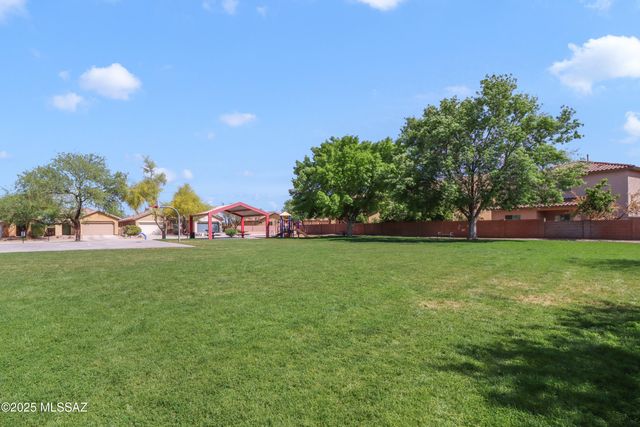 5077 N Fortune Teller Way, Tucson, AZ 85704