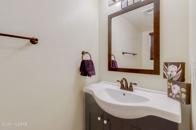 5077 N Fortune Teller Way, Tucson, AZ 85704