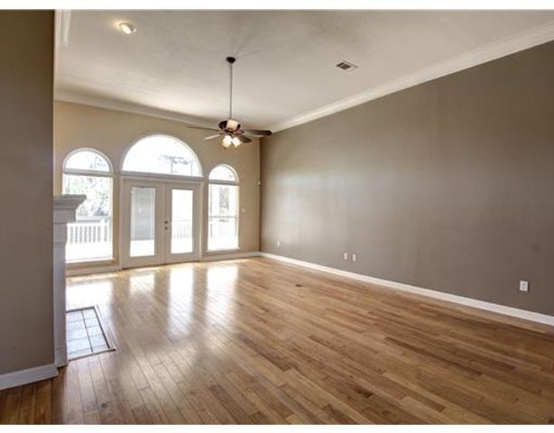 6200 E Mossy Oak Drive, Ocean Springs, MS 39564