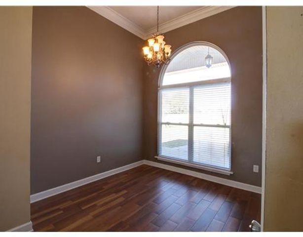 6200 E Mossy Oak Drive, Ocean Springs, MS 39564