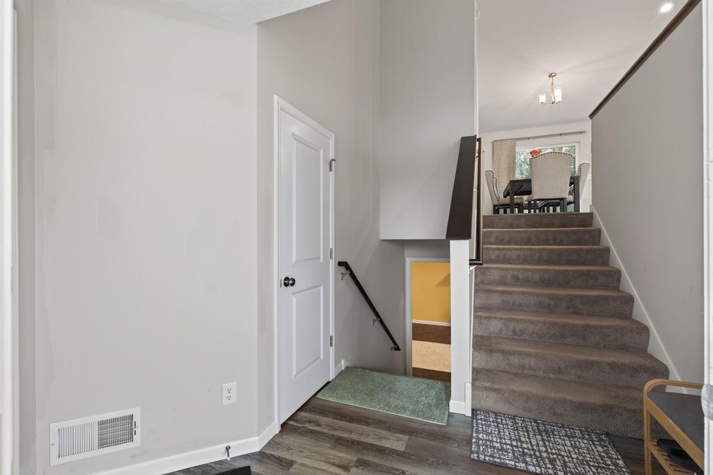1115 Mulberry Avenue NE, Montgomery, MN 56069 — photo 4