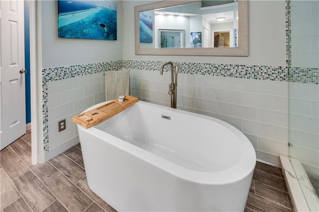 5885 Millwick Drive, Alpharetta, GA 30005