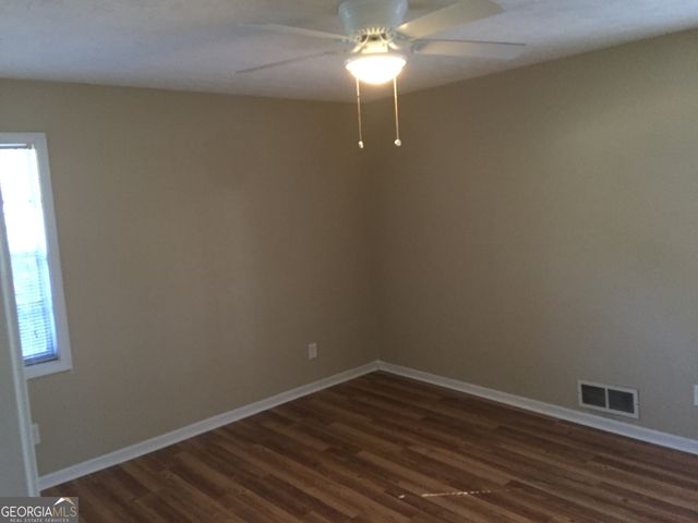 2076 Campfire Drive, Riverdale, GA 30296
