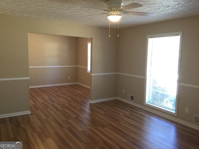 2076 Campfire Drive, Riverdale, GA 30296