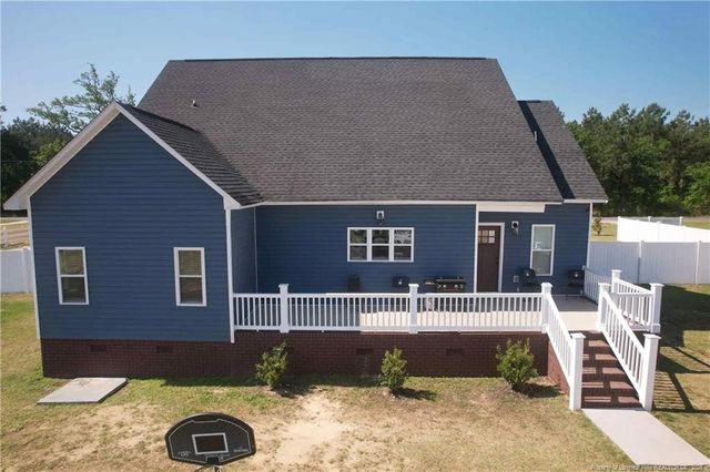 841 Blanchard, Saint Pauls, NC 28384