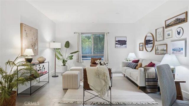 5232 Satsuma, North Hollywood, CA 91601