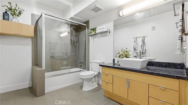 5232 Satsuma, North Hollywood, CA 91601