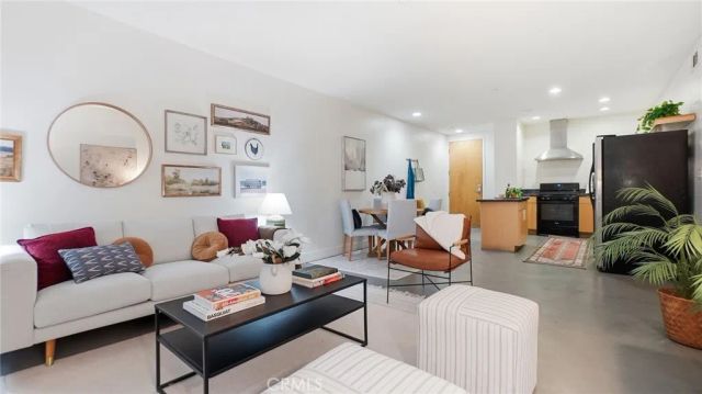 5232 Satsuma, North Hollywood, CA 91601
