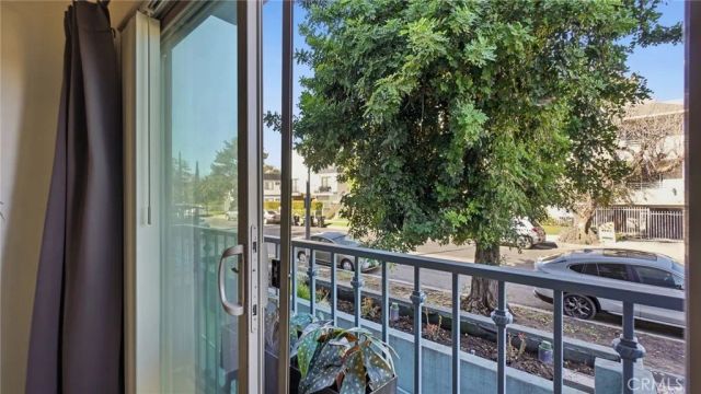5232 Satsuma, North Hollywood, CA 91601
