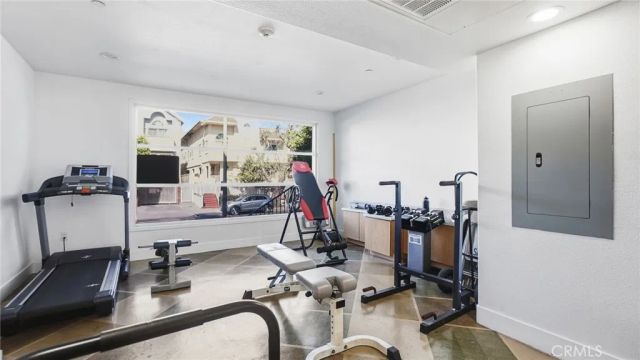 5232 Satsuma, North Hollywood, CA 91601