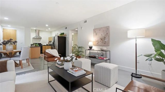 5232 Satsuma, North Hollywood, CA 91601