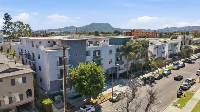 5232 Satsuma, North Hollywood, CA 91601