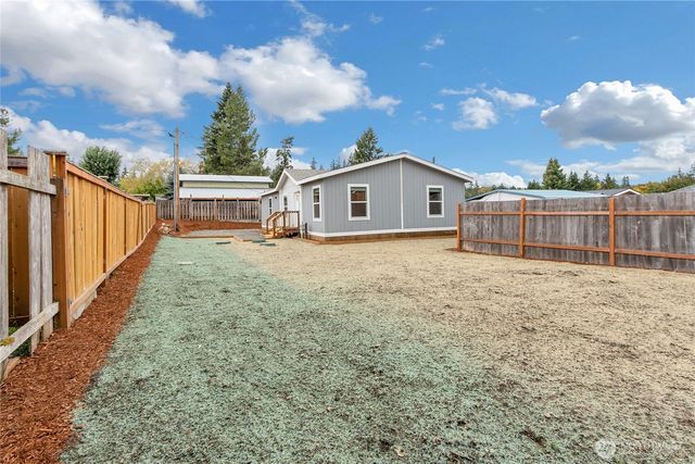 2809 NE Stone Way, Bremerton, WA 98310