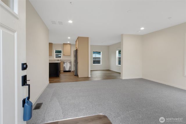 2809 NE Stone Way, Bremerton, WA 98310