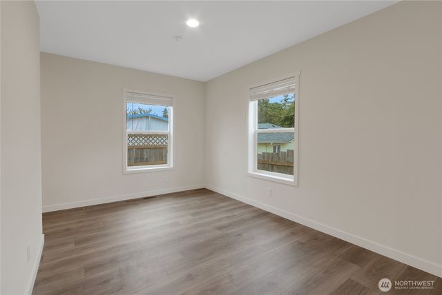 2809 NE Stone Way, Bremerton, WA 98310