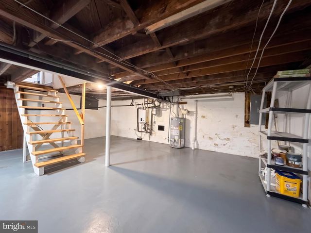 209 PENN ST, Hanover, PA 17331