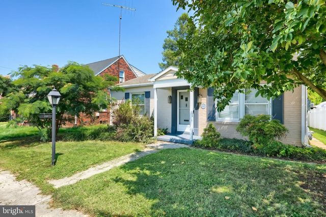 209 PENN ST, Hanover, PA 17331