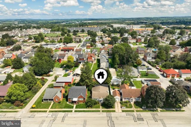 209 PENN ST, Hanover, PA 17331