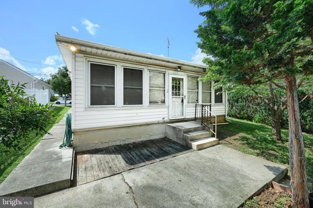 209 PENN ST, Hanover, PA 17331