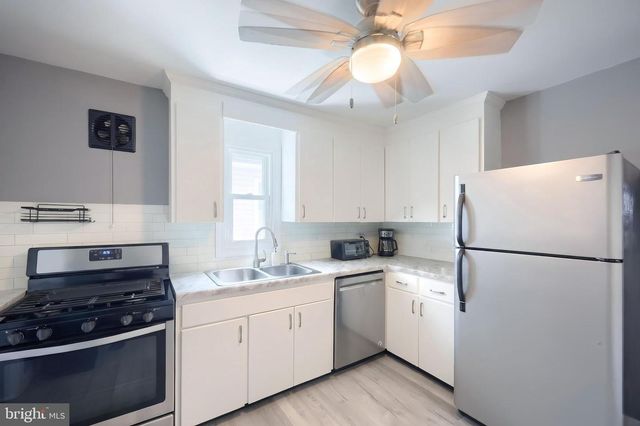 209 PENN ST, Hanover, PA 17331