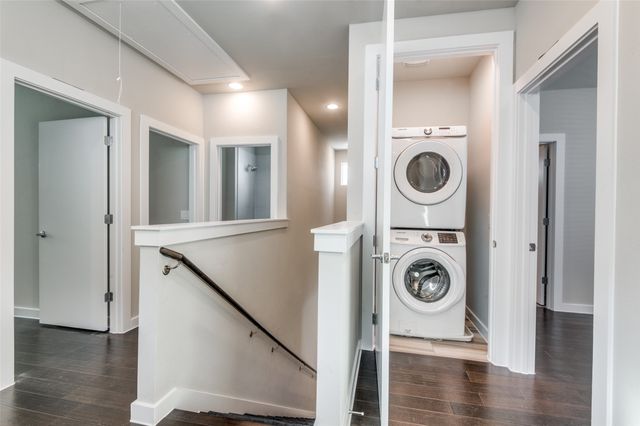 1225 Crownview Lane, Dallas, TX 75208